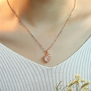 Collar de Plata con Cuarzo Rosa Natural – Estilo Femenino y Elegante